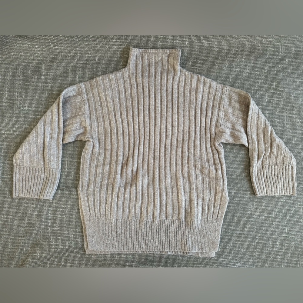 Abercrombie & Fitch Women’s Ribbed Knit Sweater – Neutral Beige / Taupe Sz Small